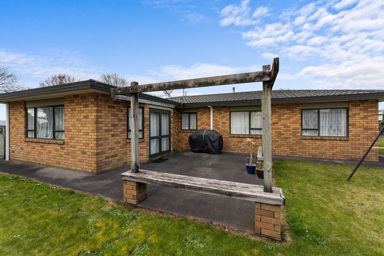 Photo of property in 449 Broadway, Stratford, 4332