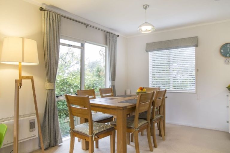 Photo of property in 1/66 Coronation Road, Hillcrest, Auckland, 0627