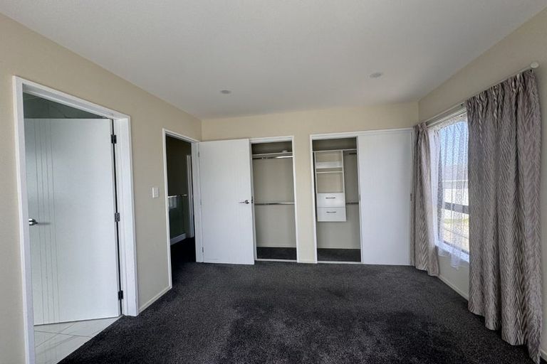 Photo of property in 367a Don Buck Road, Massey, Auckland, 0614