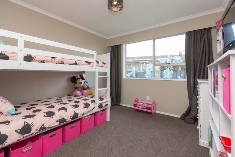 Photo of property in 11 Culzean Grove, Bell Block, New Plymouth, 4312