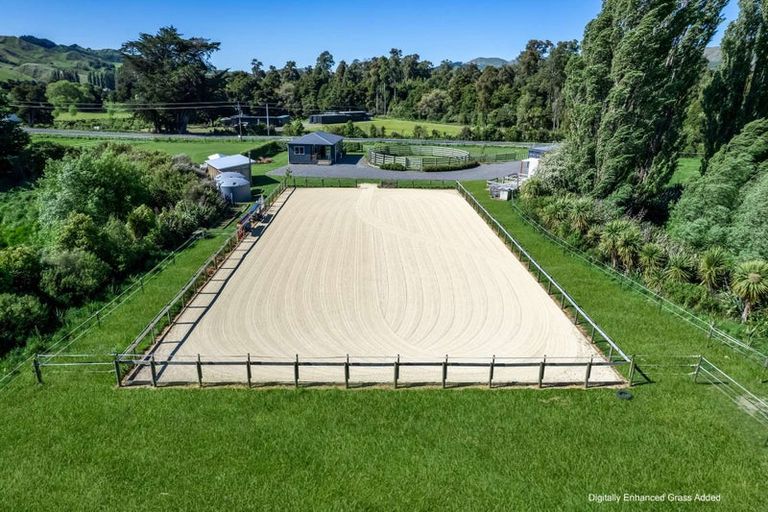 Photo of property in 2080 Elsthorpe Road, Elsthorpe, Havelock North, 4295