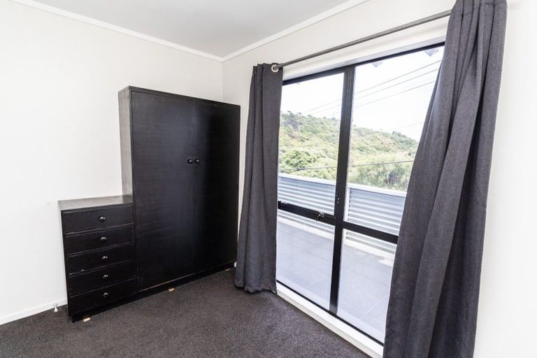 Photo of property in 25 Tukanae Street, Strathmore Park, Wellington, 6022