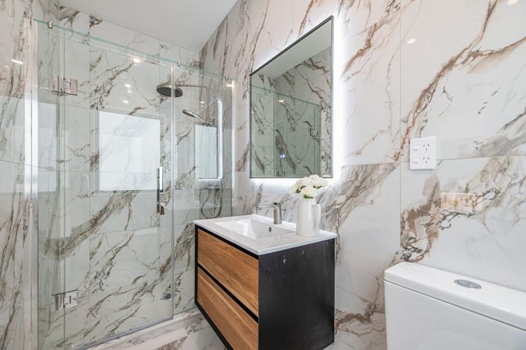 Photo of property in 36b Kaikoura Street, Maupuia, Wellington, 6022