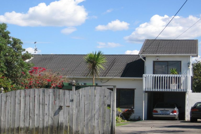Photo of property in 44 Gulf View Road, Murrays Bay, Auckland, 0630