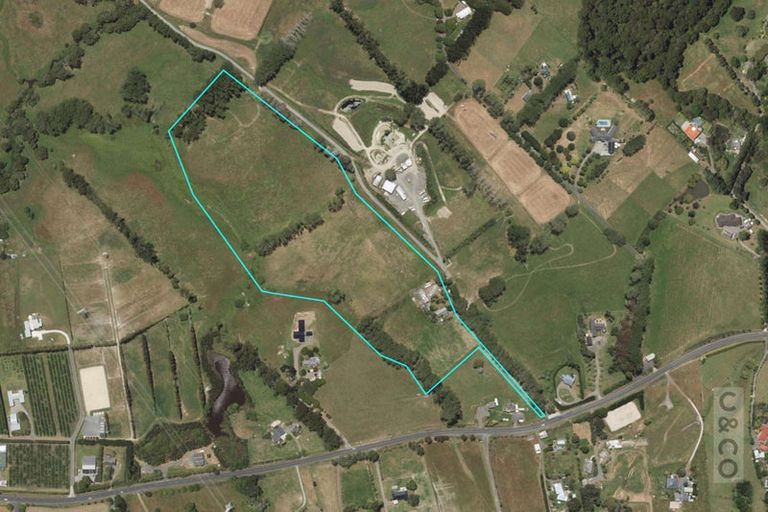 Photo of property in 836 Old North Road, Waimauku, 0882