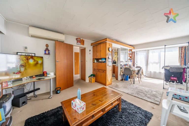 Photo of property in 1/8 Ferretti Grove, Avalon, Lower Hutt, 5011