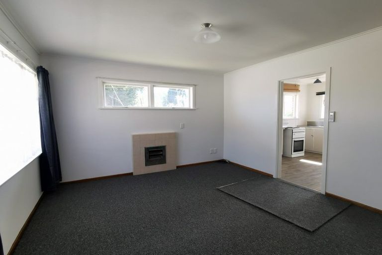 Photo of property in 3/1032 Fergusson Drive, Clouston Park, Upper Hutt, 5018