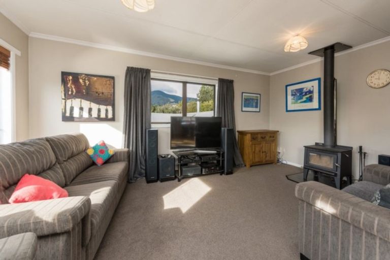 Photo of property in 42 Cawthron Crescent, Annesbrook, Nelson, 7011