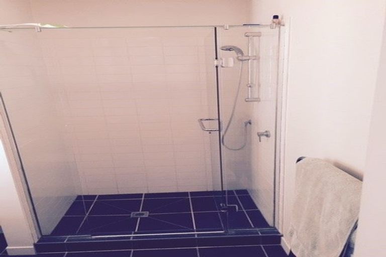 Photo of property in Montreaux Apartments, 5e/164 The Terrace, Wellington Central, Wellington, 6011