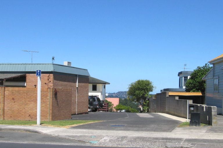 Photo of property in 156 Mokoia Road, Chatswood, Auckland, 0626