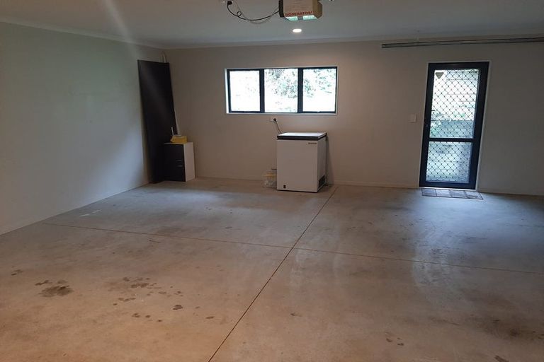 Photo of property in 12 Governor Grey Road, Snells Beach, 0920