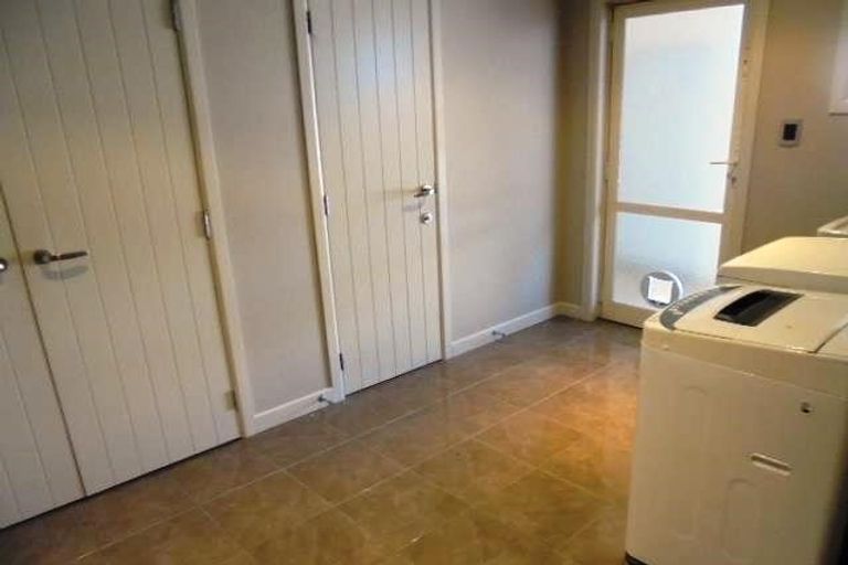 Photo of property in 435 Marine Parade, Napier South, Napier, 4110