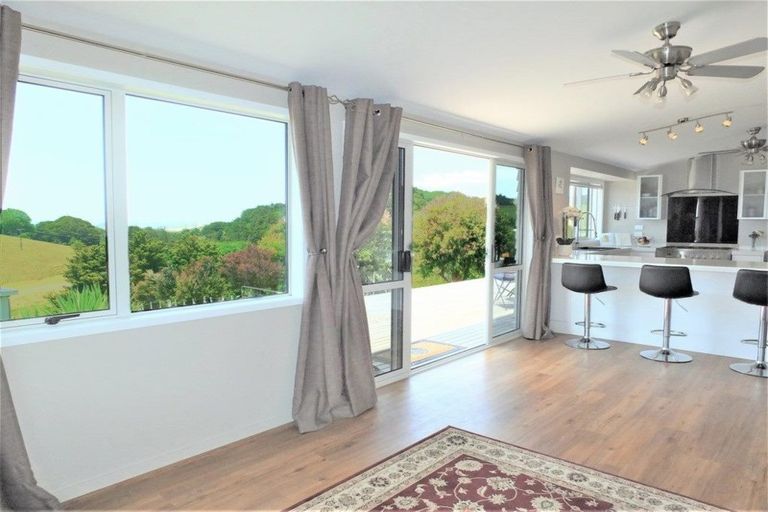 Photo of property in 965 Pataua Road North, Whareora, Whangarei, 0175