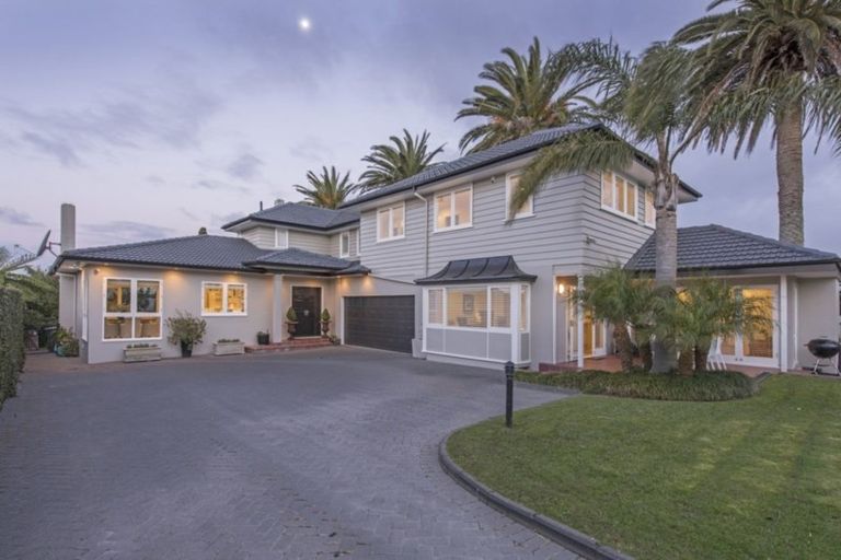 Photo of property in 184 Kohimarama Road, Kohimarama, Auckland, 1071
