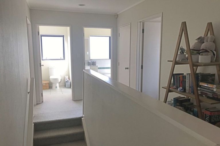 Photo of property in 1/54 Simmental Crescent, Somerville, Auckland, 2014