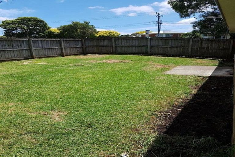 Photo of property in 22 Kayes Road, Pukekohe, 2120