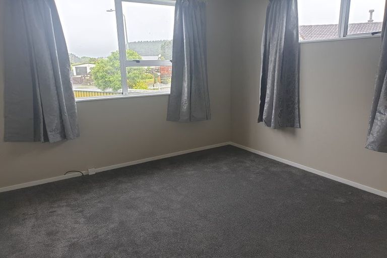 Photo of property in 10 Colenso Place, Otaki Beach, Otaki, 5512