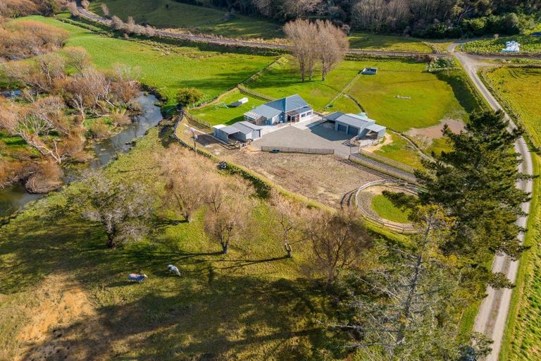 Photo of property in 10 Station Road, Mauriceville, Masterton, 5882