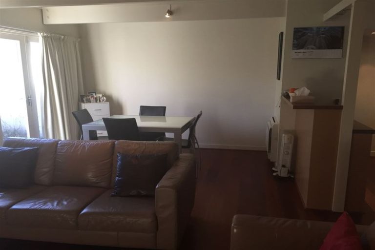 Photo of property in 2/104 Rossall Street, Merivale, Christchurch, 8014