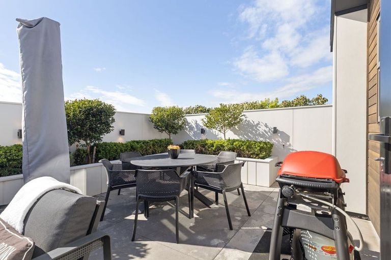 Photo of property in 62 Freedom Drive, Kelvin Grove, Palmerston North, 4414