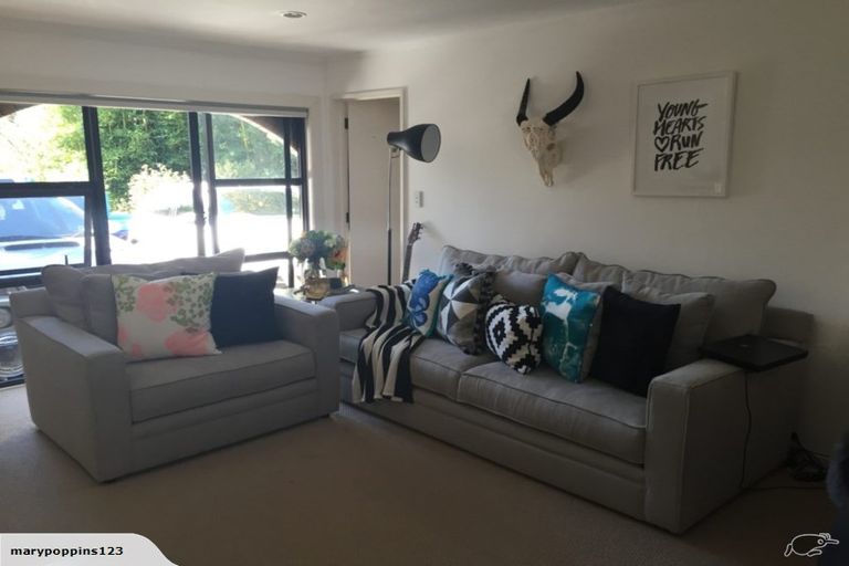 Photo of property in 20 Portsea Place, Chatswood, Auckland, 0626