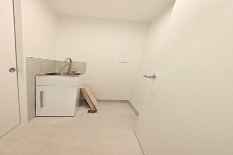 Photo of property in 5 Ngakoro Road, Karaka, Papakura, 2113