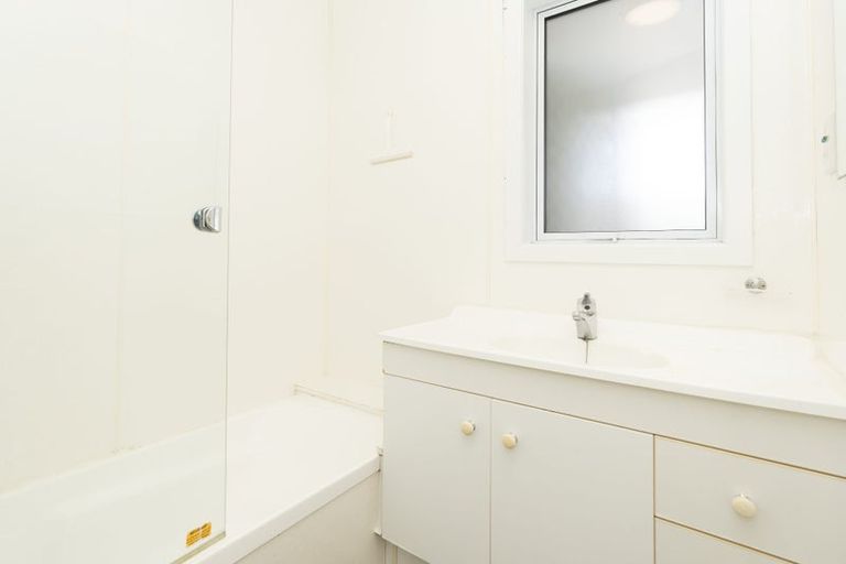 Photo of property in 11 Forest Lake Road, Forest Lake, Hamilton, 3200