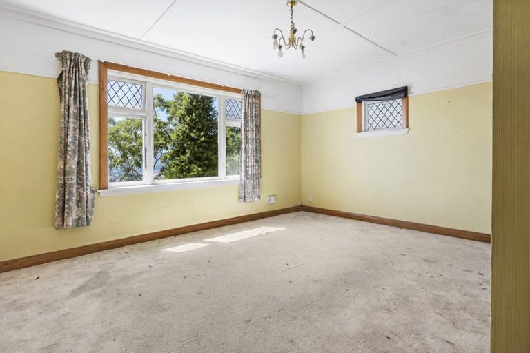 Photo of property in 72 Mitchell Street, Brooklyn, Wellington, 6021