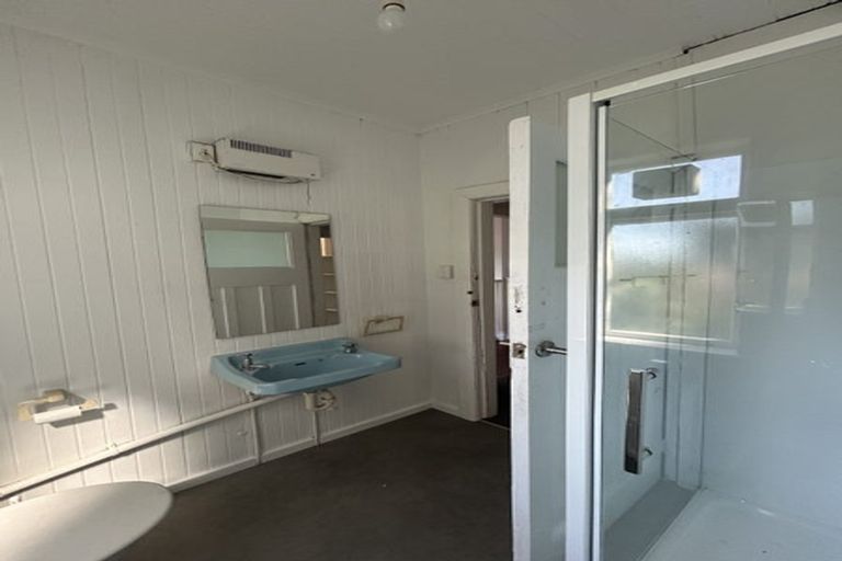 Photo of property in 19 Hadfield Terrace, Kelburn, Wellington, 6012