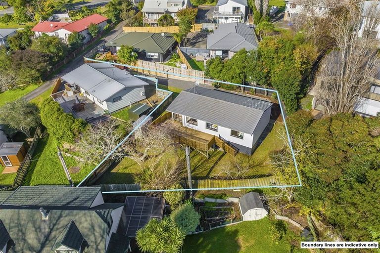 Photo of property in 2/78 Colwill Road, Massey, Auckland, 0614