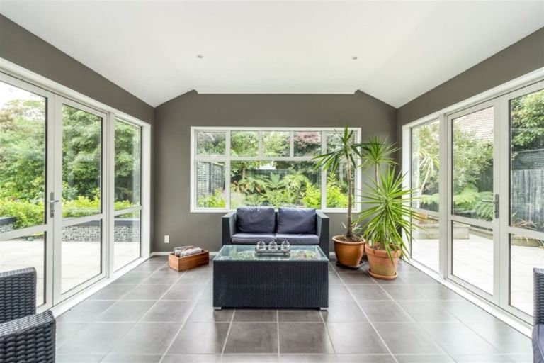 Photo of property in 90a Bryndwr Road, Bryndwr, Christchurch, 8052