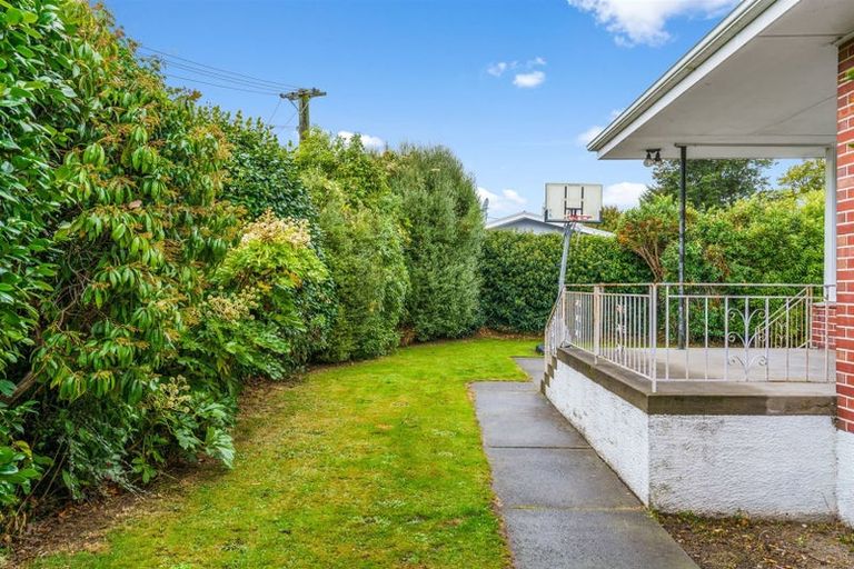 Photo of property in 6 Condell Avenue, Papanui, Christchurch, 8053