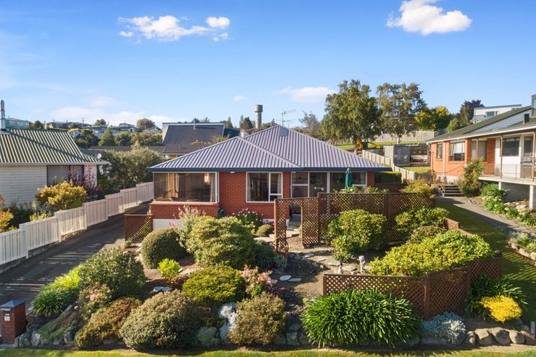 Photo of property in 24 Aotea Crescent, Gore, 9710