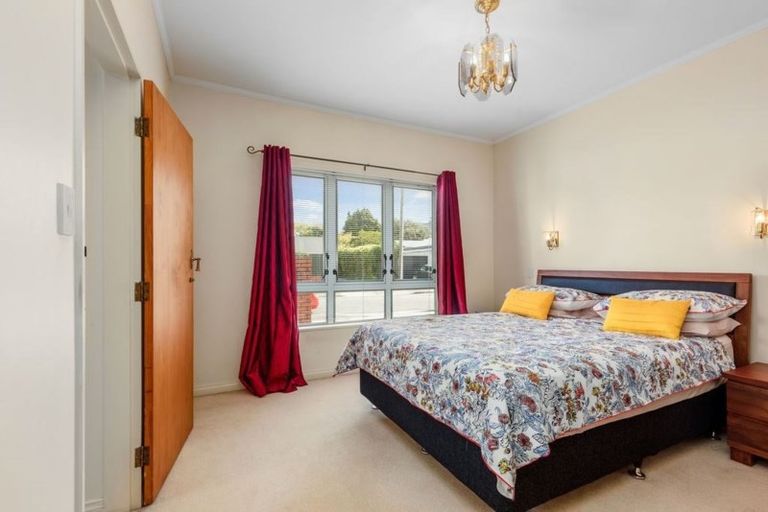 Photo of property in 2 Potomaru Street, Boulcott, Lower Hutt, 5010