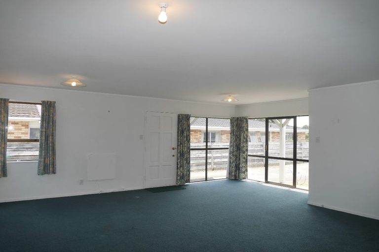 Photo of property in 57b Raumati Road, Raumati Beach, Paraparaumu, 5032