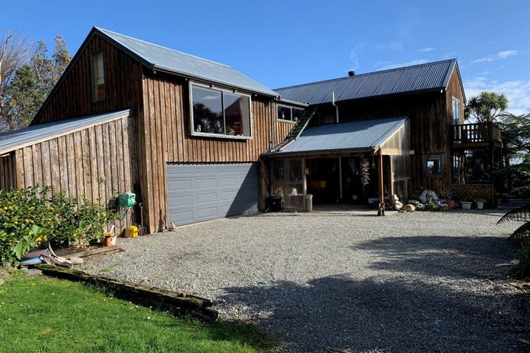 Photo of property in 2 Golden Sands Road, Barrytown, Runanga, 7873