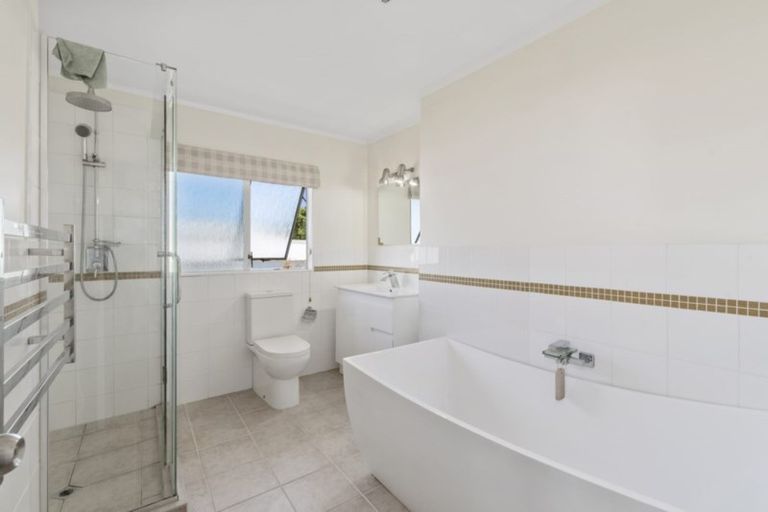 Photo of property in 1209 Whangaparaoa Road, Gulf Harbour, Whangaparaoa, 0930