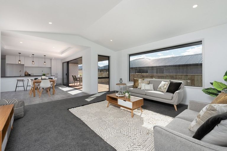 Photo of property in 23 Kiritiana Close, Pyes Pa, Tauranga, 3112