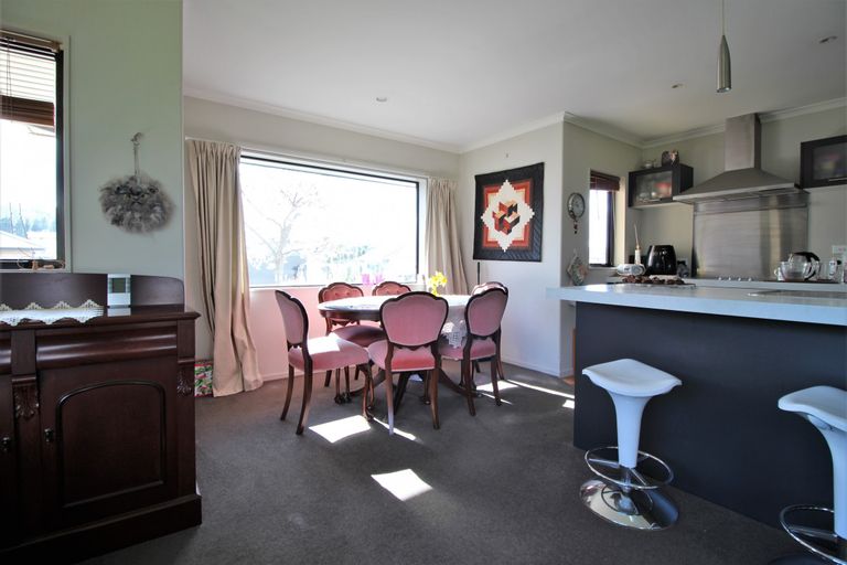 Photo of property in 6 Elizabeth Place, Clyde, 9330