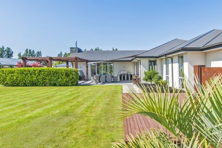 Photo of property in 5 Rotherham Drive, West Melton, 7618