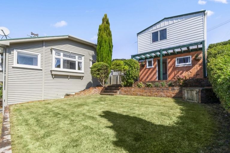 Photo of property in 14 The Drive, Tawa, Wellington, 5028