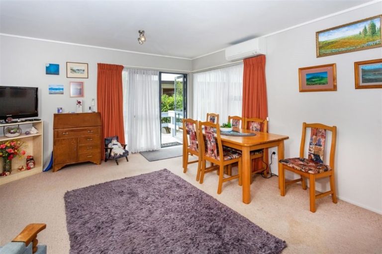 Photo of property in 124 Isabel Street, Whangamata, 3620