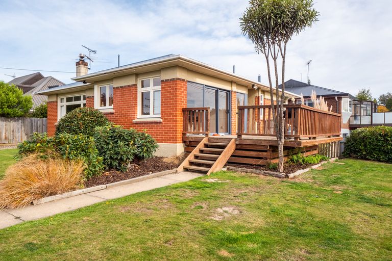 Photo of property in 3 Flower Street, Fairfield, Dunedin, 9018