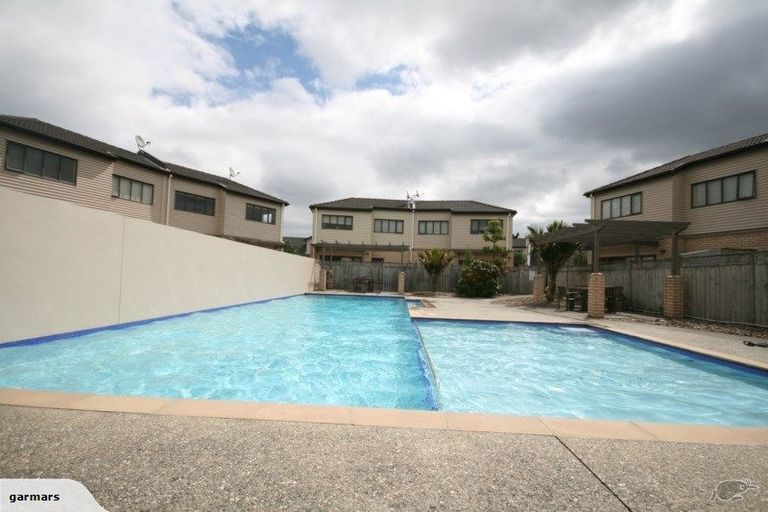 Photo of property in 66 Skip Lane, East Tamaki, Auckland, 2013