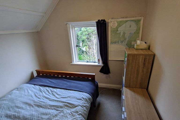 Photo of property in 5 Kinross Street, Kelburn, Wellington, 6012