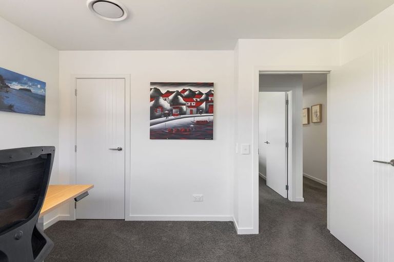 Photo of property in 62 Freedom Drive, Kelvin Grove, Palmerston North, 4414