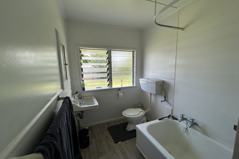 Photo of property in 46 Sandwich Road, St Andrews, Hamilton, 3200