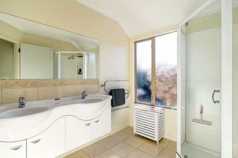 Photo of property in 6 Cashmere Close, Richmond, 7020