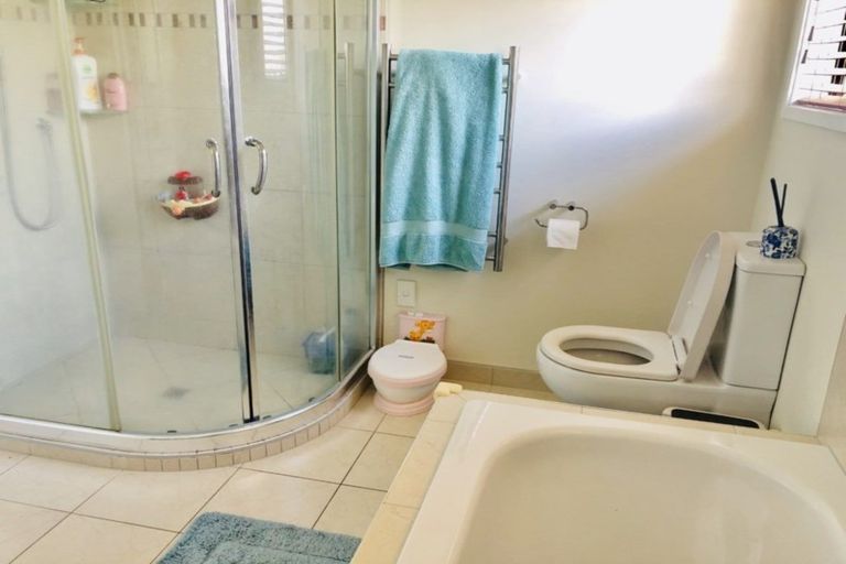 Photo of property in 46 Marendellas Drive, Bucklands Beach, Auckland, 2014