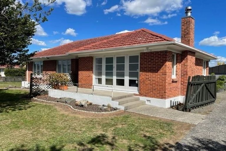 Photo of property in 1/3 Cameron Street, Papakura, 2110
